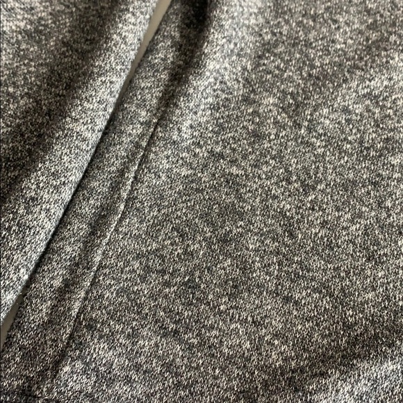 Old Navy women’s cowl neck charcoal grey pullover Sweatshirt small casual top - Picture 4 of 5